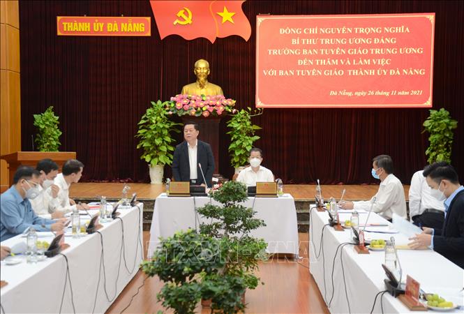 Trưởng ban Ban Tuyên giáo Trung ương làm việc với Thành ủy Đà Nẵng Chú thích ảnh