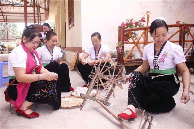 Lai Châu: Xây dựng đời sống văn hóa trở thành phong trào thi đua rộng lớn Chú thích ảnh