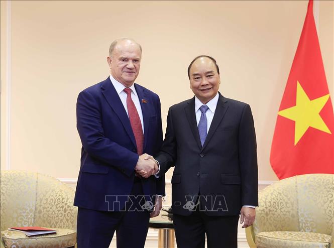 Chủ tịch nước Nguyễn Xuân Phúc tiếp Chủ tịch Đảng Cộng sản Nga Gennady Zyuganov Chú thích ảnh