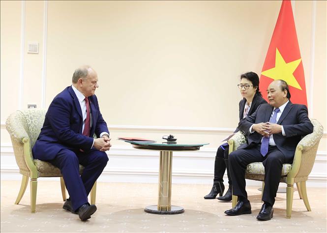 Chủ tịch nước Nguyễn Xuân Phúc tiếp Chủ tịch Đảng Cộng sản Nga Gennady Zyuganov Chú thích ảnh
