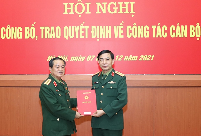 Trao quyết định nghỉ hưu đối với 6 Đại tướng, Thượng tướng Quân đội nhân dân Việt Nam Trao quyết định nghỉ hưu đối với 6 Đại tướng, Thượng tướng Quân đội nhân dân Việt Nam