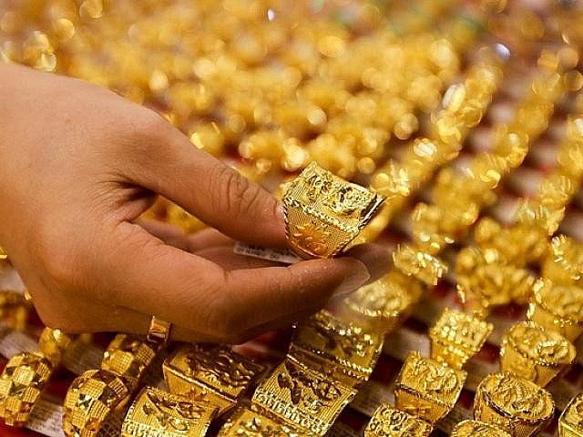 Giá vàng trong nước và thế giới đồng loạt giảm - Ảnh minh họa.