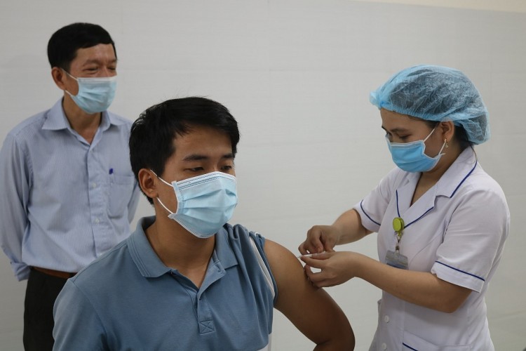 Tin COVID hôm nay chiều 24/12: Cả nước đã tiêm trên 143,5 triệu liều vaccine phòng COVID-19 Tin COVID hôm nay chiều 24/12: Cả nước đã tiêm trên 143,5 triệu liều vaccine phòng COVID-19