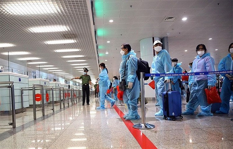 Người nhập cảnh ngắn ngày không phải cách ly y tế nhưng phải tuân thủ nghiêm phòng chống COVID-19