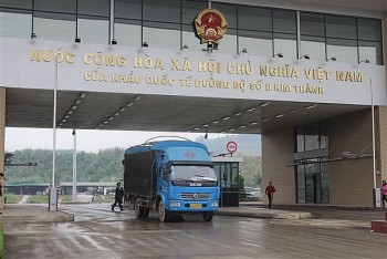 Phấn đấu trước Tết Nguyên đán không còn xe ùn tắc tại các cửa khẩu