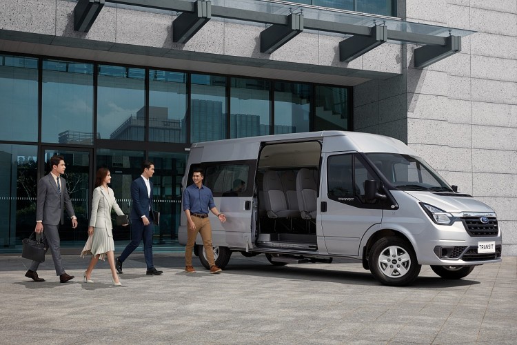 Ford Transit 2022 được cải tiến mạnh mẽ, giá bán khởi điểm từ 845 triệu đồng Ford Transit 2022 được cải tiến mạnh mẽ, giá bán khởi điểm từ 845 triệu đồng