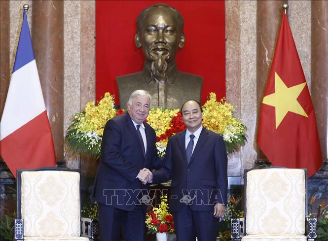 Chủ tịch nước Nguyễn Xuân Phúc tiếp Chủ tịch Thượng viện Pháp Chú thích ảnh