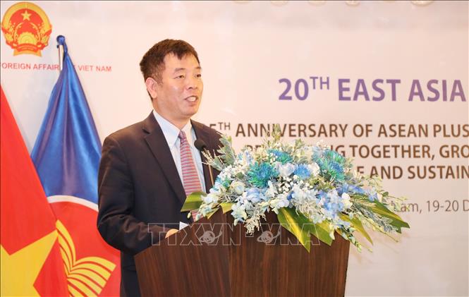 Diễn đàn Đông Á lần thứ 20: Hướng tới phát triển bao trùm, đồng đều và bền vững tại Đông Á Chú thích ảnh