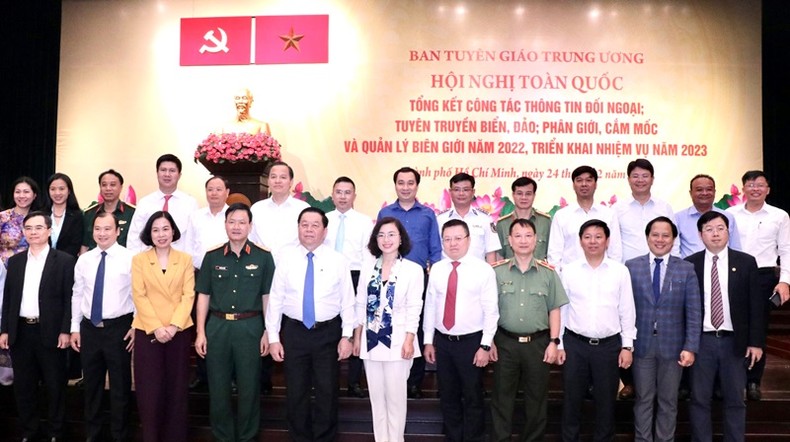 Tiếp tục nâng cao công tác thông tin đối ngoại, tuyên truyền biển, đảo, phân giới, cắm mốc và quản lý biên giới Tiếp tục nâng cao công tác thông tin đối ngoại, tuyên truyền biển, đảo, phân giới, cắm mốc và quản lý biên giới ảnh 1
