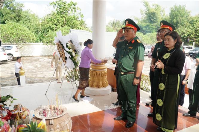 Cầu siêu tưởng niệm các anh hùng liệt sĩ Liên quân chiến đấu Lào - Việt Nam Chú thích ảnh