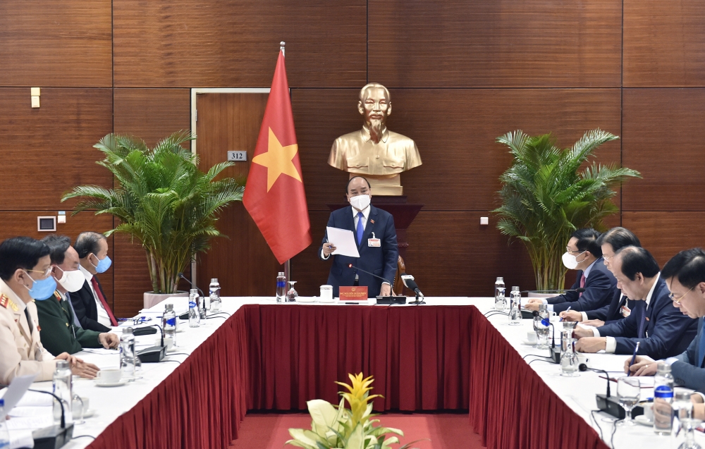 Xuất hiện thêm 82 ca COVID-19 mới, Thủ tướng yêu cầu bình tĩnh, khoanh vùng, cách ly truy vết thần tốc Xuất hiện thêm 82 ca COVID-19 mới, Thủ tướng yêu cầu bình tĩnh, khoanh vùng, cách ly truy vết thần tốc