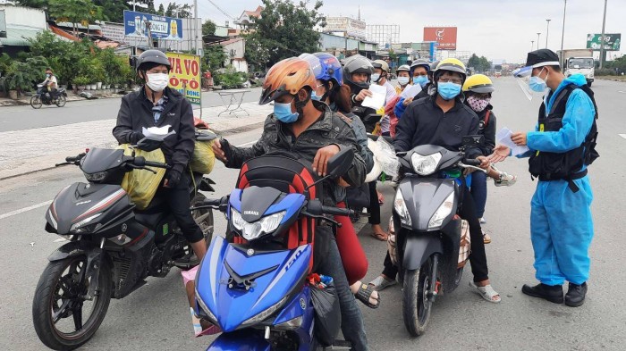 Chạy xe máy về quê đón Tết: Cần lưu ý những gì để đảm bảo an toàn? Chạy xe máy về quê đón Tết: Cần lưu ý những gì để đảm bảo an toàn?