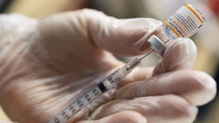 FDA hoãn cấp phép sử dụng vaccine Covid-19 cho trẻ dưới 5 tuổi FDA hoãn cấp phép sử dụng vaccine Covid-19 cho trẻ dưới 5 tuổi