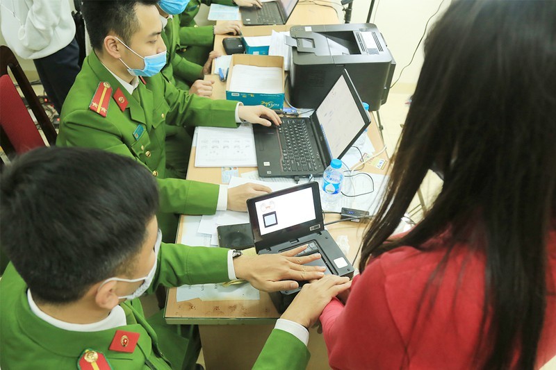 Từ 25/2: người dân được cấp tài khoản định danh điện tử