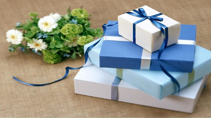 Tặng quà ngày 8/3 cho khách hàng, đối tác nữ cần hết sức tránh những điều sau Tặng quà ngày 8/3 cho khách hàng, đối tác nữ cần hết sức tránh những điều sau