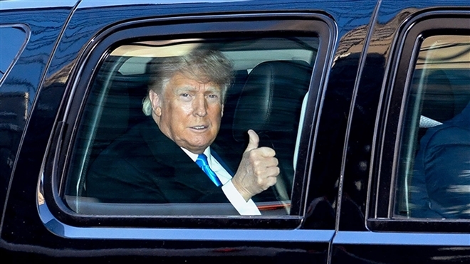 Xuất hiện ở New York, ông Trump 'đi khảo sát' tình hình kinh doanh? Xuất hiện ở New York, ông Trump 'đi khảo sát' tình hình kinh doanh?