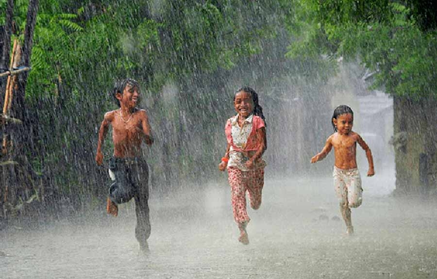Thời tiết ngày mai 13/4: Thanh Hóa đến Thừa Thiên - Huế đêm có mưa rào vài nơi, ngày nắng Thời tiết ngày mai 13/4: Thanh Hóa đến Thừa Thiên - Huế đêm có mưa rào vài nơi, ngày nắng