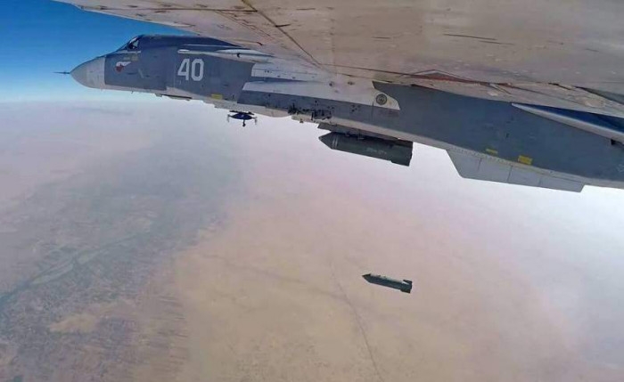 Không quân Vũ trụ Nga ồ ạt tấn công, hủy diệt các tay súng Syria Không quân Vũ trụ Nga ồ ạt tấn công, hủy diệt các tay súng Syria