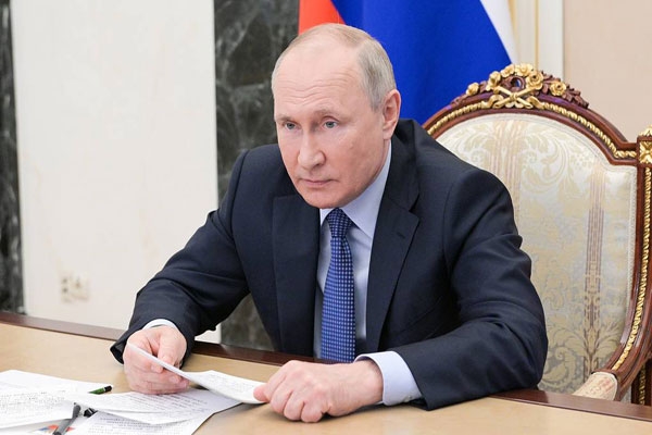 Ông Putin kỳ vọng NATO cân nhắc đề xuất về giảm leo thang căng thẳng Ông Putin kỳ vọng NATO cân nhắc đề xuất về giảm leo thang căng thẳng