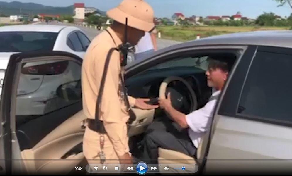 undefined 5048 cy thy tren xe