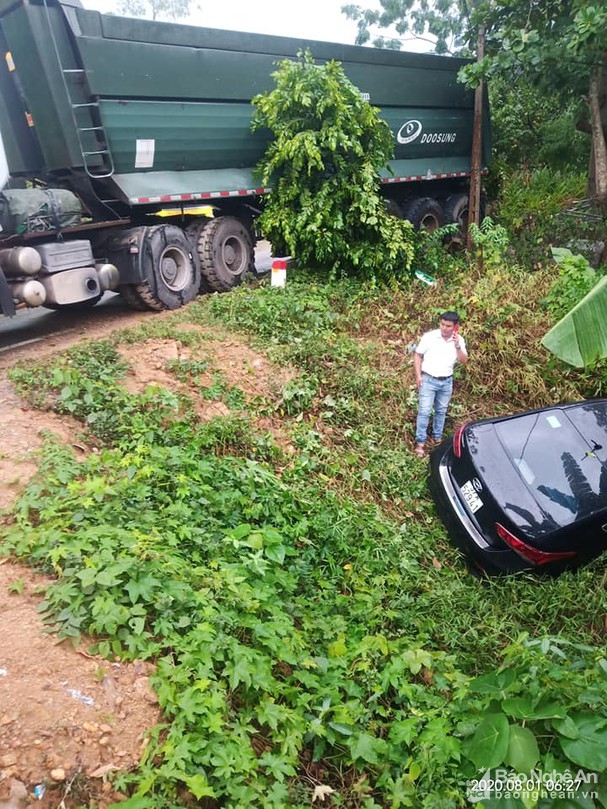 undefined 4918 bna vu tranh xe tai huyen tan ky2386241 182020