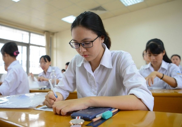 Thi thpt quốc gia 2020 Thí sinh được mang những gì vào phòng thi môn Toán thi thpt quoc gia 2020 thi sinh duoc mang nhung gi vao phong thi mon toan