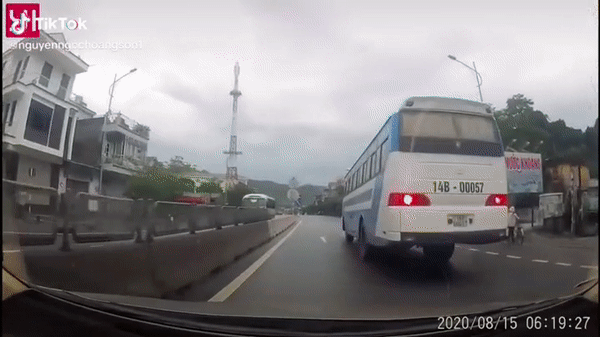 undefined 5326 ezgif com video to gif