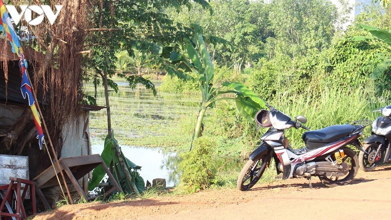 undefined 2912 vov bo ho gan nha noi xay ra vu duoi nuoc thuong tam oaet