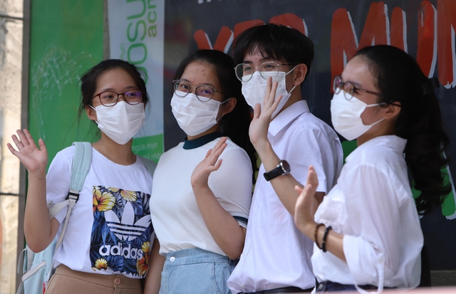 Đáp án chính thức đề thi môn Toán kỳ thi tốt nghiệp THPT 2020 đợt 2 do Bộ GD amp ĐT công bố dap an chinh thuc de thi mon toan ky thi tot nghiep thpt 2020 dot 2 do bo gddt cong bo