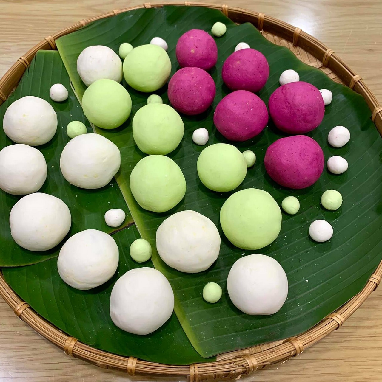 Những món ăn không thể thiếu trong dịp Tết Trung thu của các gia đình Việt Những món ăn không thể thiếu trong dịp Tết Trung thu của các gia đình Việt