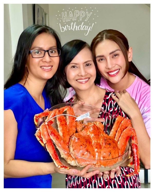Những cặp chị em ruột là Hoa hậu - Á hậu đình đám trong showbiz Việt Những cặp chị em ruột là Hoa hậu - Á hậu đình đám trong showbiz Việt