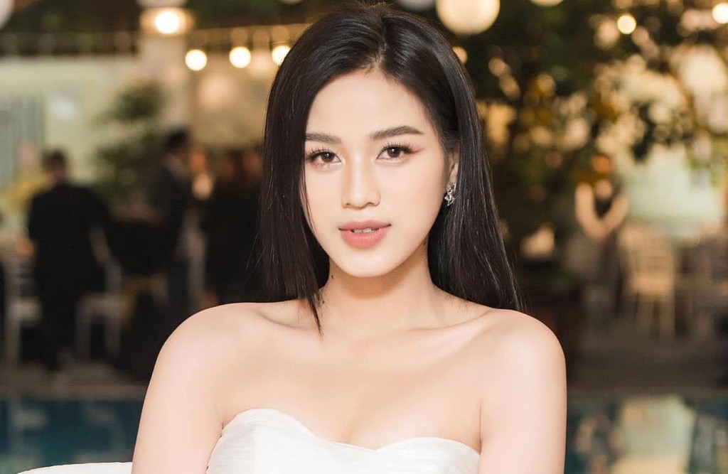 Top 4 người đẹp Việt sẽ tham gia 'đấu trường nhan sắc' quốc tế năm 2021 Top 4 người đẹp Việt sẽ tham gia 'đấu trường nhan sắc' quốc tế năm 2021