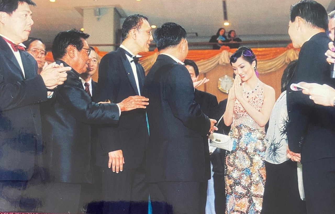 Giáng My khoe loạt ảnh 15 năm trước, nhan sắc xứng tầm Giáng My khoe loạt ảnh 15 năm trước, nhan sắc xứng tầm
