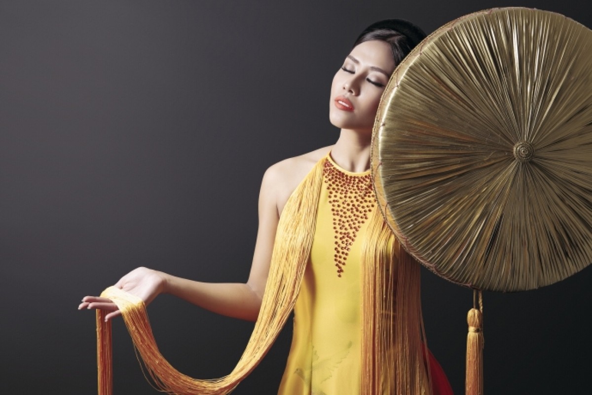 Ngắm những bộ trang phục dân tộc từng được người đẹp Việt mang đến Miss Grand International