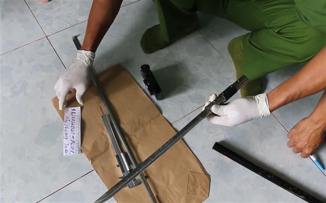 Thông tin pháp luật sáng 12/10: Nam thanh niên giết 2 người, cướp tài sản rồi bình thản đi chơi game Thông tin pháp luật sáng 12/10: Nam thanh niên giết 2 người, cướp tài sản rồi bình thản đi chơi game