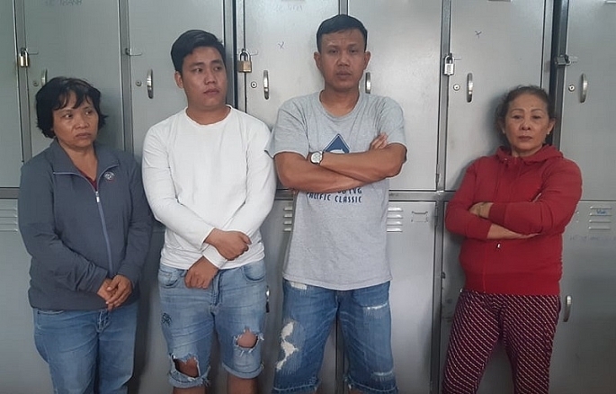 Thông tin pháp luật sáng 13/10: Chồng cũ chặn đường sát hại vợ rồi về nhà tự tử, để lại con nhỏ