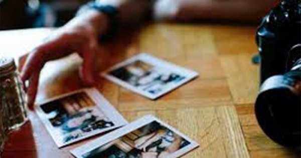 Thông tin pháp luật chiều 19/10: Người phụ nữ 45 tuổi bị tình trẻ dọa tung ảnh 'nóng' tống tiền Thông tin pháp luật chiều 19/10: Người phụ nữ 45 tuổi bị tình trẻ dọa tung ảnh 'nóng' tống tiền