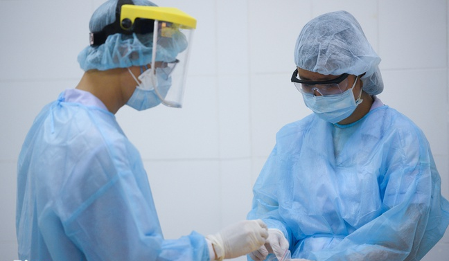 TP.HCM khoanh vùng cách ly nhóm người người tiếp xúc với ca nghi mắc Covid-19 là chuyên gia nước ngoài TP.HCM khoanh vùng cách ly nhóm người người tiếp xúc với ca nghi mắc Covid-19 là chuyên gia nước ngoài