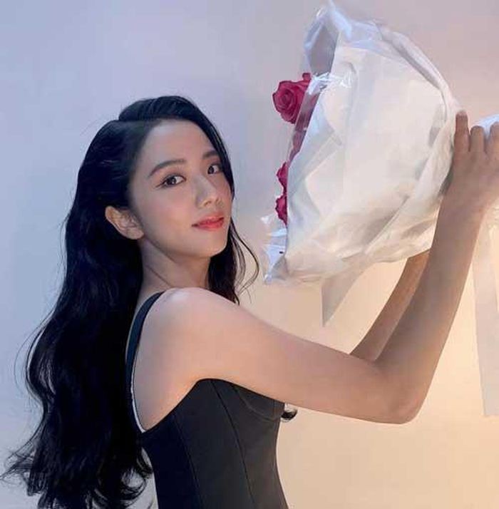 Top 5 nữ idol đẹp nhất Kpop: JiU giữ ngôi vị quán quân Top 5 nữ idol đẹp nhất Kpop: JiU giữ ngôi vị quán quân
