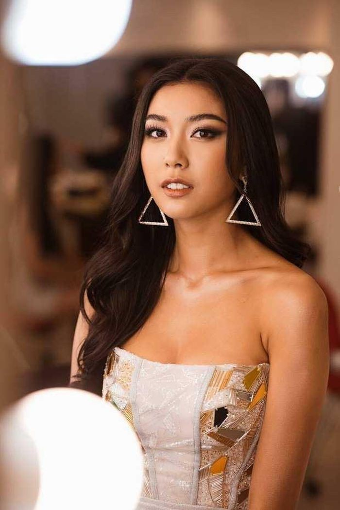 Thúy Vân thẳng tay xóa danh hiệu Á hậu 2 “Miss Universe Vietnam 2019” Thúy Vân thẳng tay xóa danh hiệu Á hậu 2 “Miss Universe Vietnam 2019”