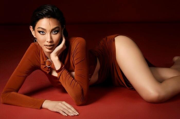 Miss Grand Vietnam - Thùy Tiên nóng bỏng với làn da nâu bóng giòn Miss Grand Vietnam - Thùy Tiên nóng bỏng với làn da nâu bóng giòn
