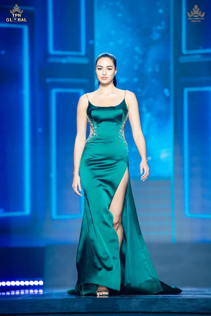 Lộ diện mỹ nhân Thái Lan khiến nhiều đối thủ tại Miss Universe phải dè chừng Lộ diện mỹ nhân Thái Lan khiến nhiều đối thủ tại Miss Universe phải dè chừng