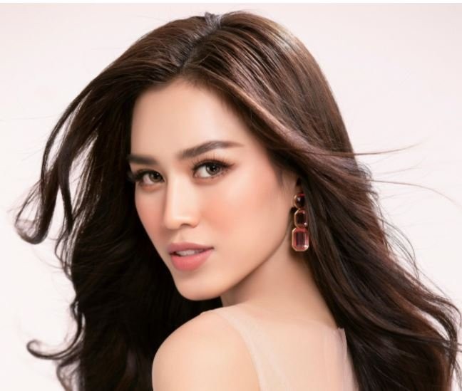 Hoa hậu Đỗ Thị Hà tung bộ ảnh đẹp rạng rỡ trước ngày dự Miss World 2021 Hoa hậu Đỗ Thị Hà tung bộ ảnh đẹp rạng rỡ trước ngày dự Miss World 2021