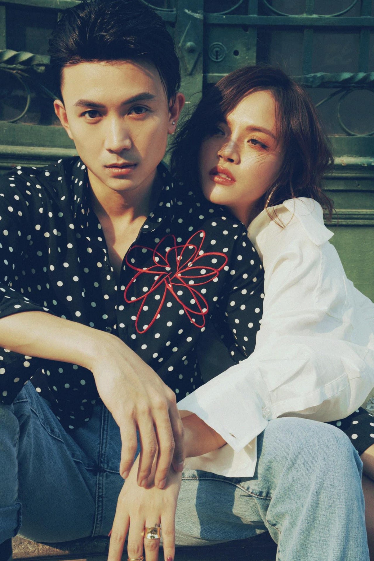'Hương Vị Tình Thân' vừa đóng máy, cặp đôi Huy - Thy khoe bộ ảnh tình tứ đẹp như mơ 'Hương Vị Tình Thân' vừa đóng máy, cặp đôi Huy - Thy khoe bộ ảnh tình tứ đẹp như mơ