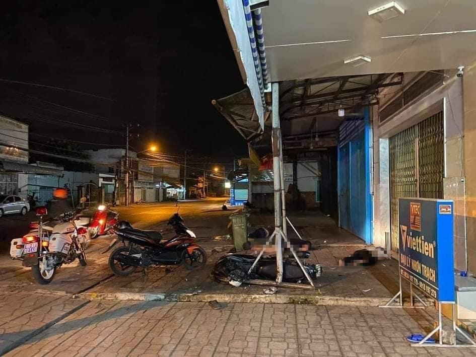 Tai nạn giao thông sáng 10/11: Hai xe đầu kéo tông nhau, cabin bẹp rúm, tài xế thoát chết Tai nạn giao thông sáng 10/11: Hai xe đầu kéo tông nhau, cabin bẹp rúm, tài xế thoát chết