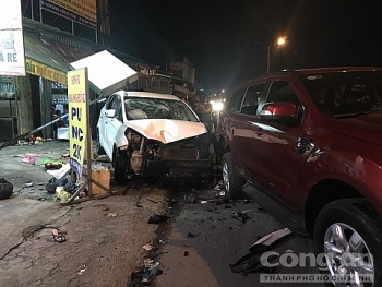 Tai nạn giao thông sáng 16/11: Tài xế say xỉn lao ô tô 