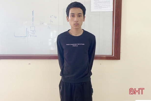 Thông tin pháp luật sáng 24/11: Nam thanh niên ngã gục ở trạm thu phí với chi chít vết đạn trên người Thông tin pháp luật sáng 24/11: Nam thanh niên ngã gục ở trạm thu phí với chi chít vết đạn trên người