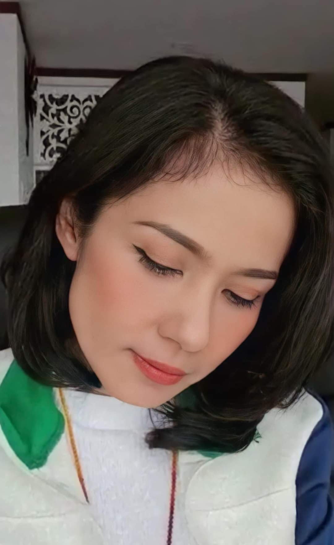 Ngẩn ngơ trước nhan sắc Việt Trinh ở tuổi 49 Ngẩn ngơ trước nhan sắc Việt Trinh ở tuổi 49