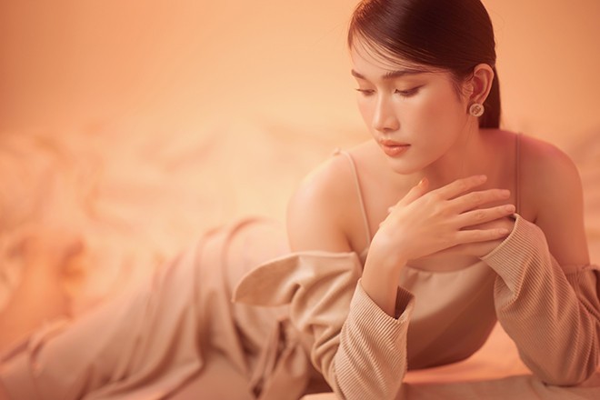 Á hậu Phương Anh trổ tài ứng xử 'đỉnh cao' bằng tiếng Anh Á hậu Phương Anh trổ tài ứng xử 'đỉnh cao' bằng tiếng Anh