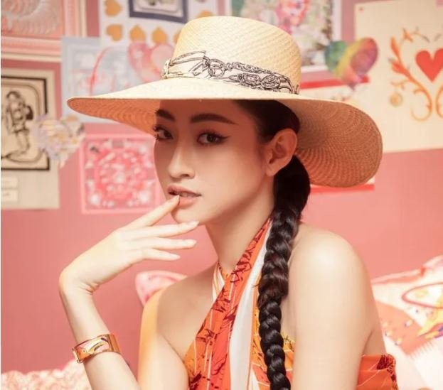 Nhan sắc cực 'hot' dàn nữ huấn luyện viên The Next Face Vietnam Nhan sắc cực 'hot' dàn nữ huấn luyện viên The Next Face Vietnam